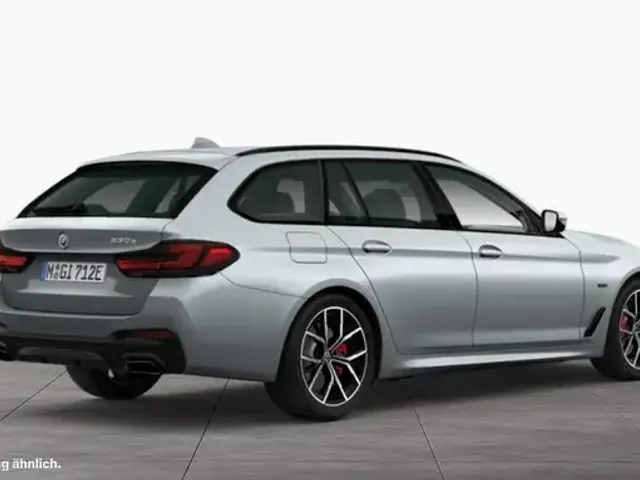 BMW 530