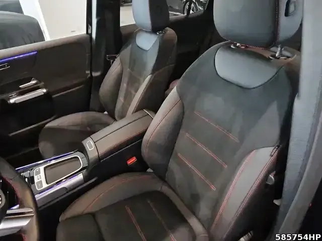 Mercedes-Benz GLB 200