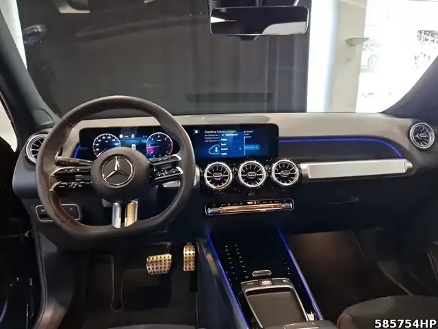 Mercedes-Benz GLB 200