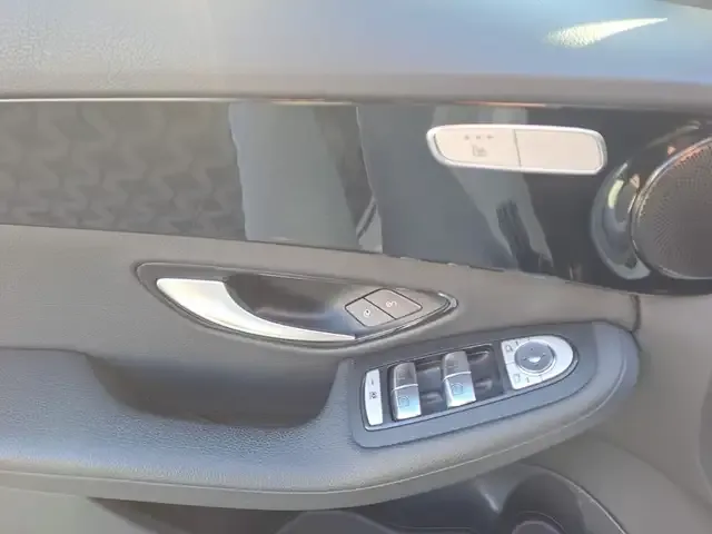 Mercedes-Benz Sonstiges