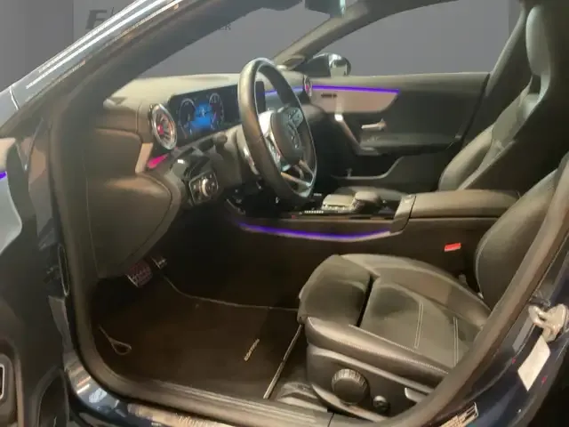 Mercedes-Benz CLA 250