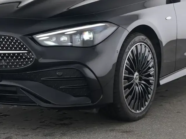 Mercedes-Benz CLE 300