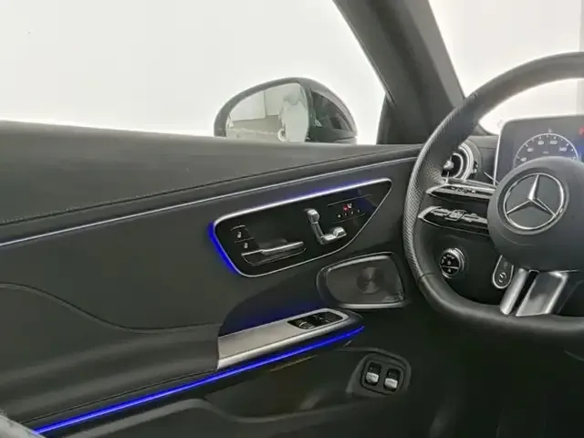 Mercedes-Benz CLE 300