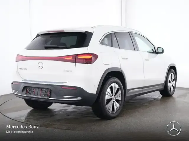 Mercedes-Benz EQA 300