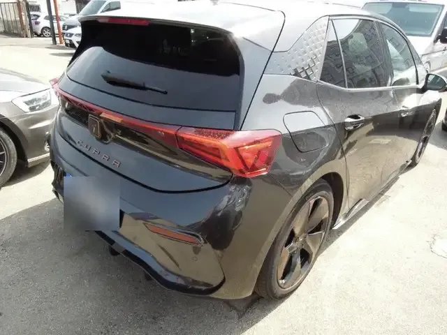 CUPRA Born