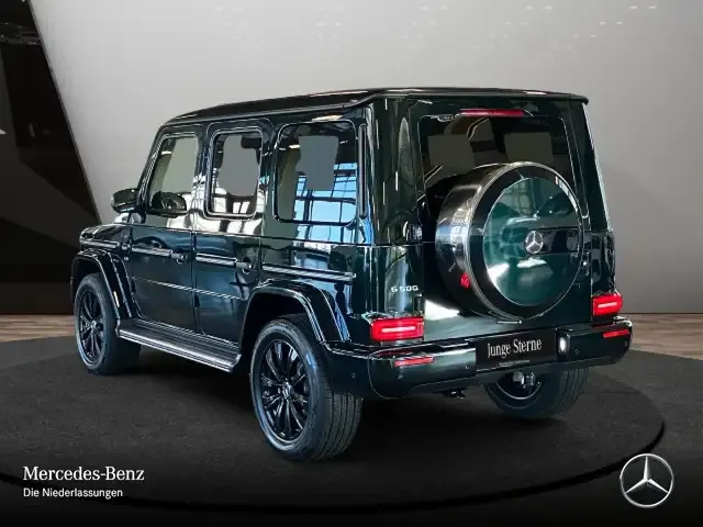 Mercedes-Benz G 500