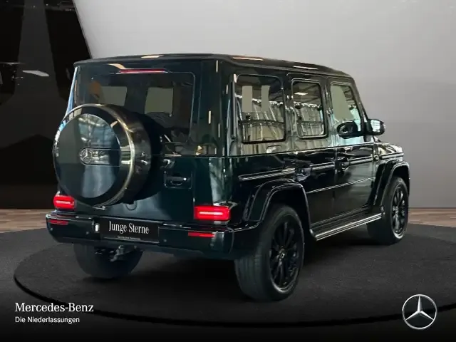Mercedes-Benz G 500
