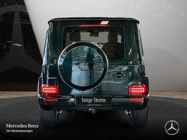 Mercedes-Benz G 500
