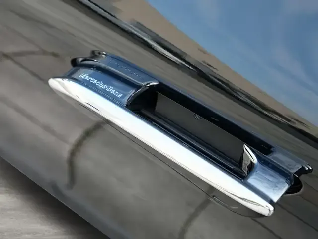 Mercedes-Benz SL 63 AMG
