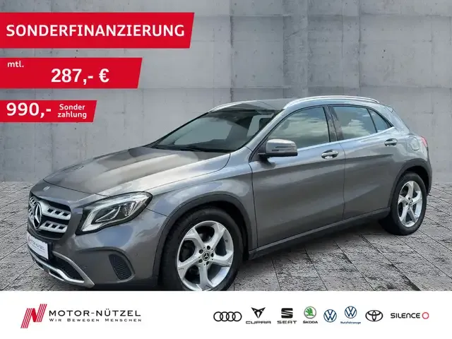 Mercedes-Benz GLA 180
