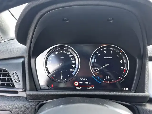 BMW 220