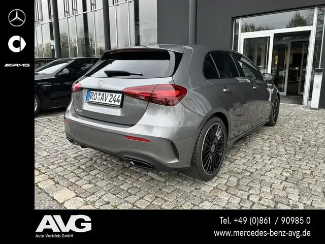 Mercedes-Benz A 180