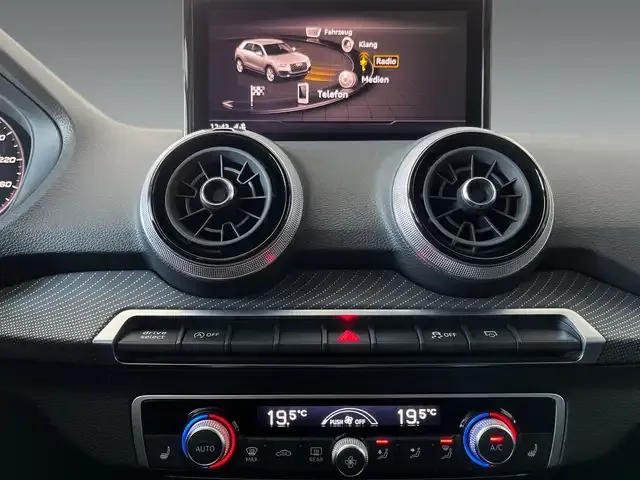 Audi SQ2