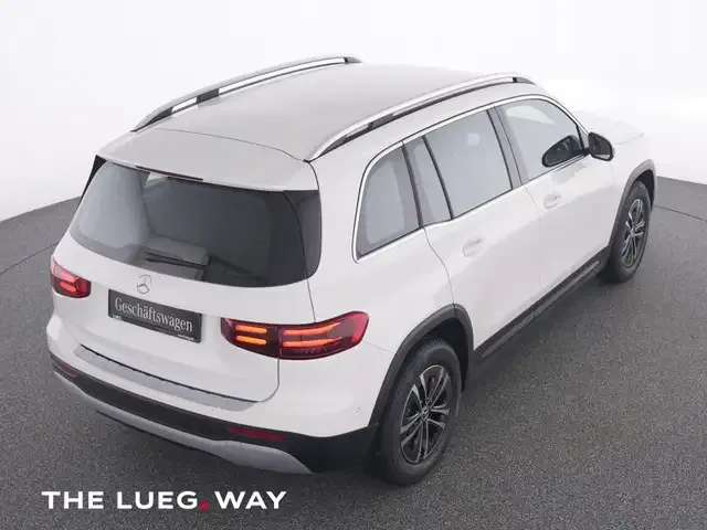 Mercedes-Benz GLB 180