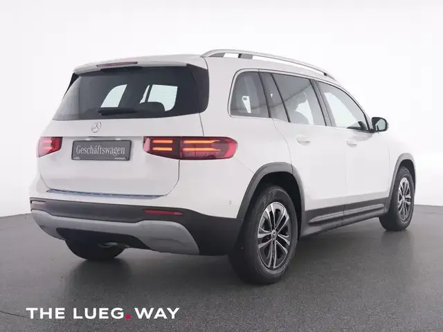 Mercedes-Benz GLB 180
