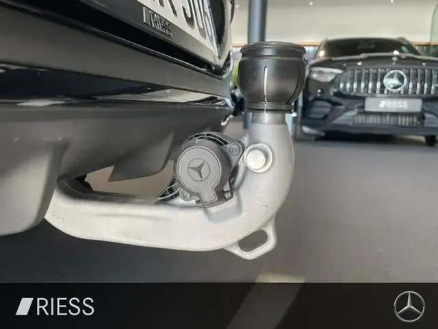 Mercedes-Benz CLA 220