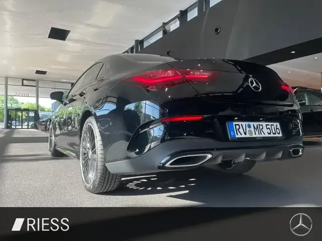Mercedes-Benz CLA 220