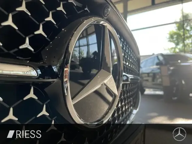 Mercedes-Benz CLA 220