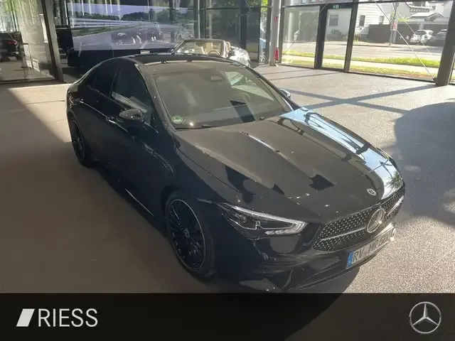 Mercedes-Benz CLA 220