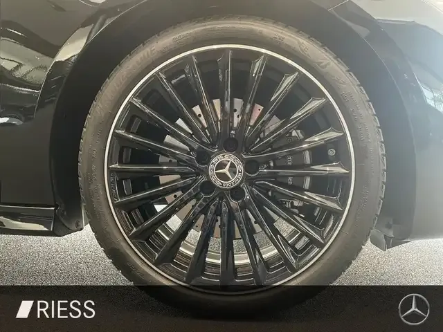 Mercedes-Benz CLA 220