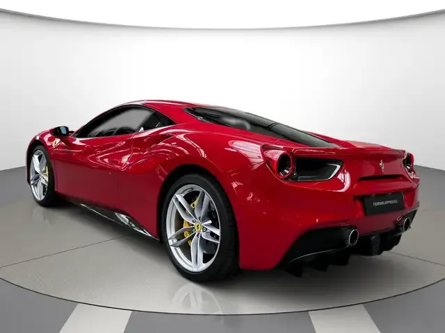 Ferrari 488
