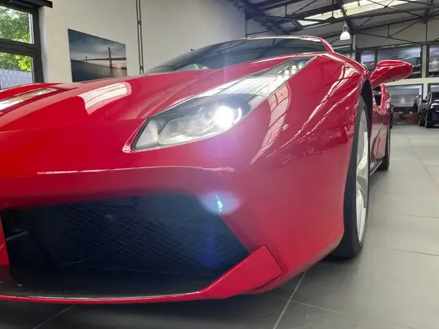 Ferrari 488