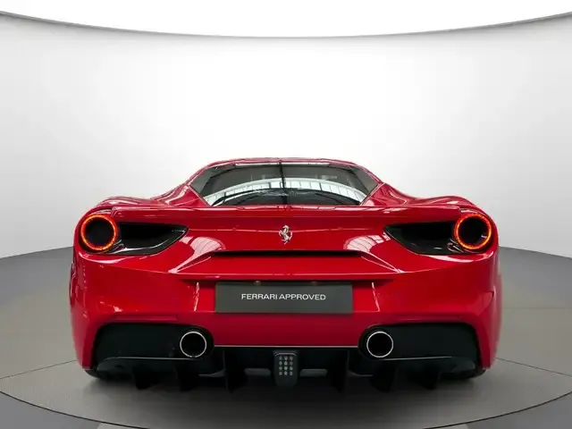 Ferrari 488
