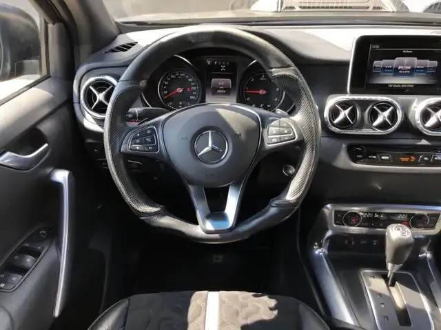 Mercedes-Benz X 350
