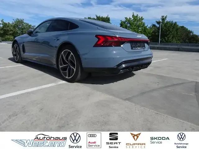 Audi e-tron GT
