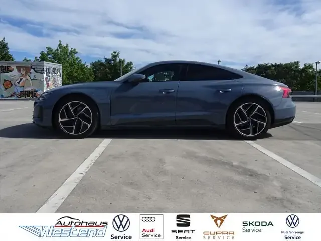 Audi e-tron GT