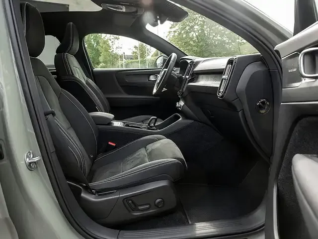 Volvo C40