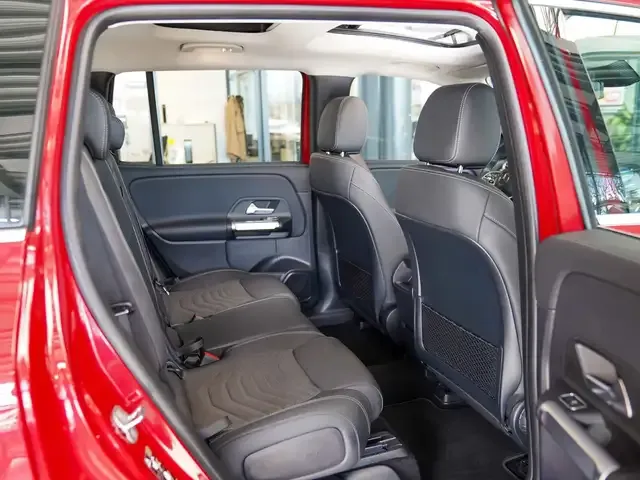 Mercedes-Benz EQB 250