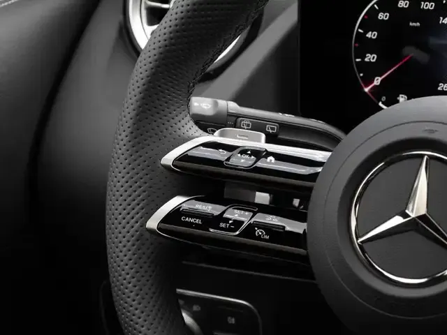 Mercedes-Benz GLA 220