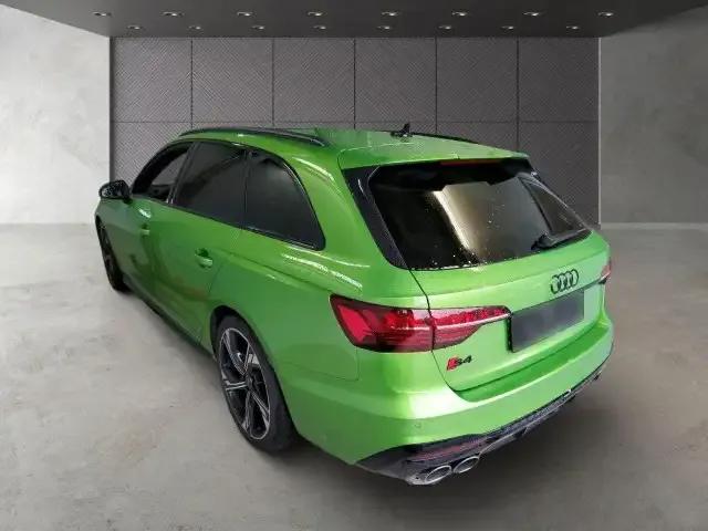 Audi S4