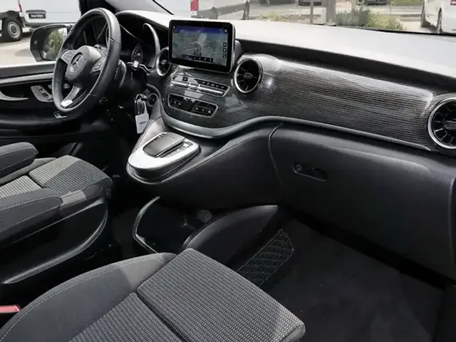 Mercedes-Benz EQV 300