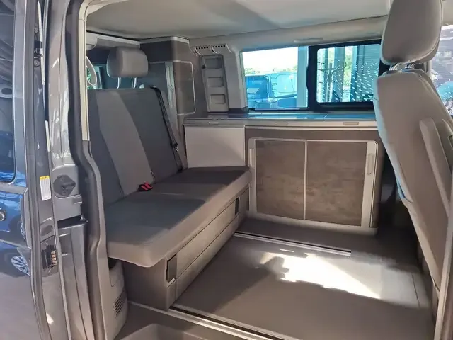 Volkswagen T6.1 California
