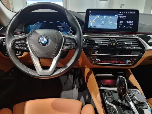 BMW 530