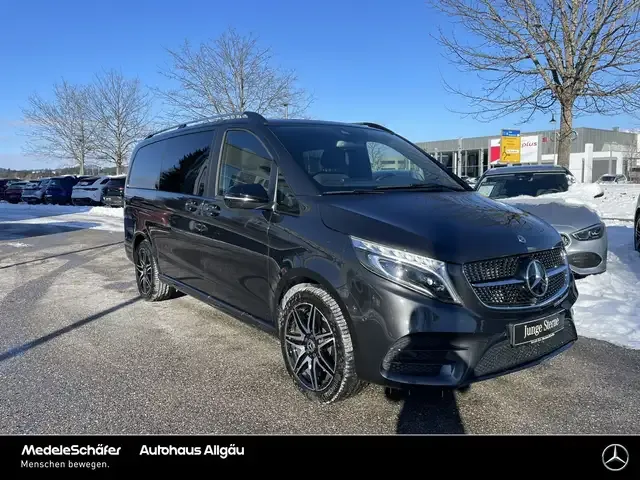 Mercedes-Benz V 250