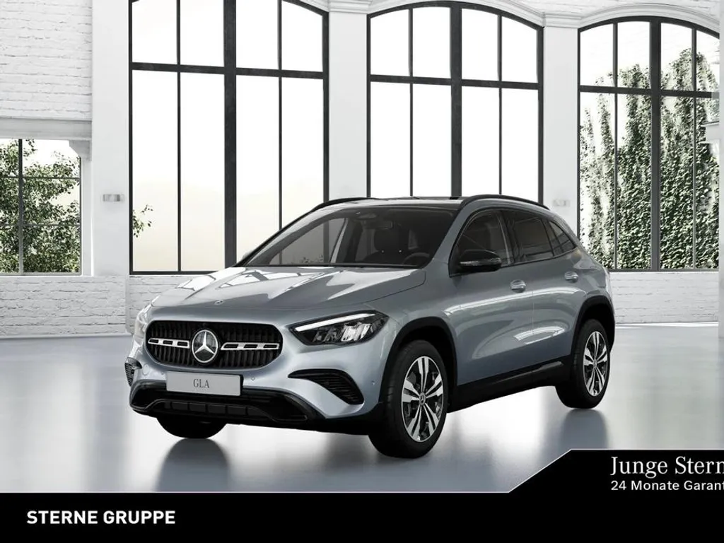Mercedes-Benz GLA 220