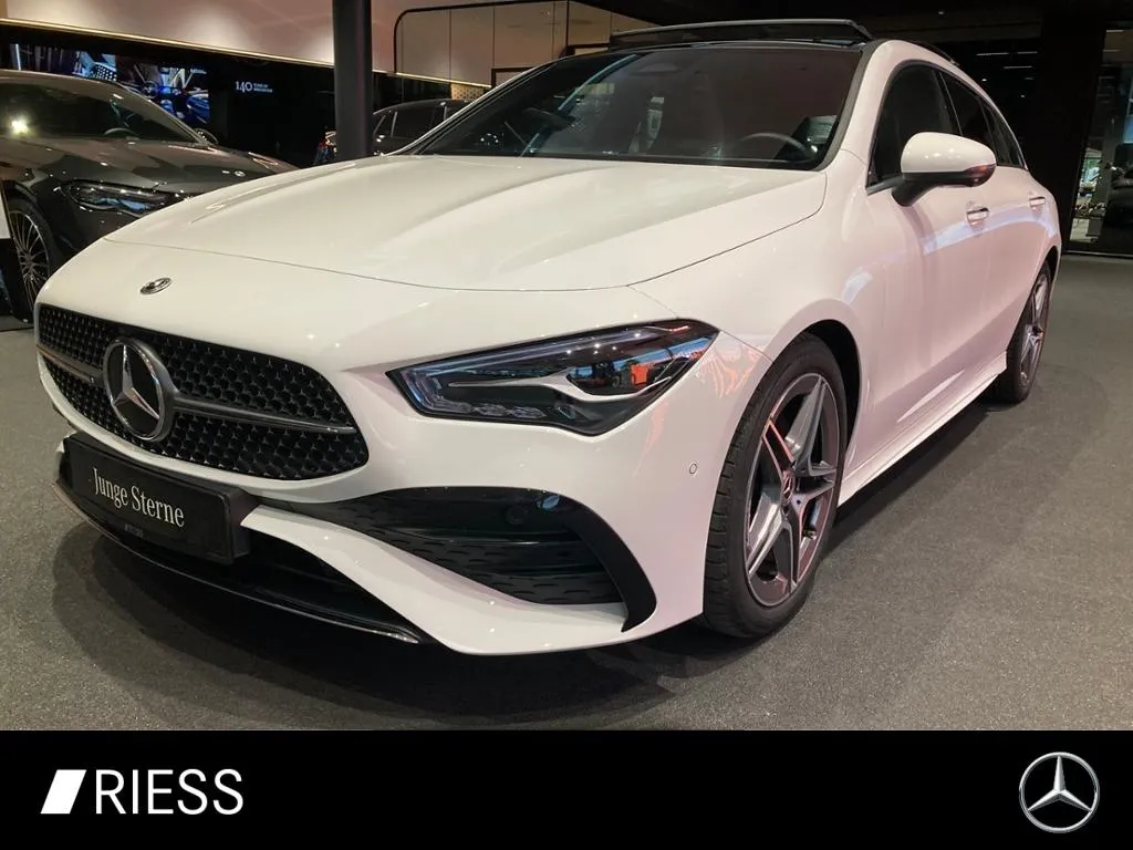 Mercedes-Benz CLA 200