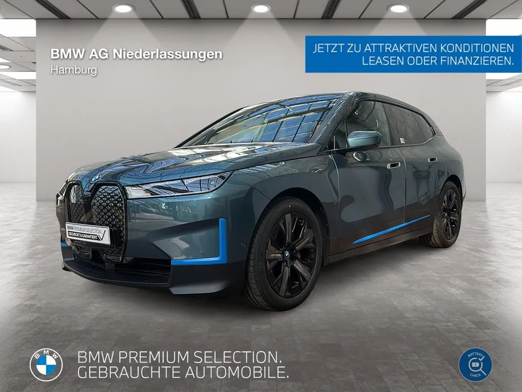 BMW iX
