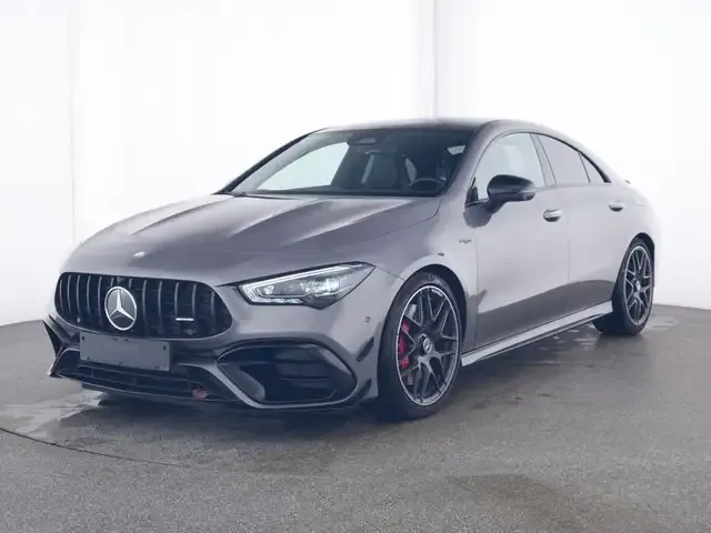 Mercedes-Benz CLA 45 AMG