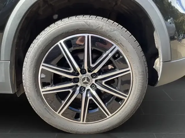 Mercedes-Benz EQA 300