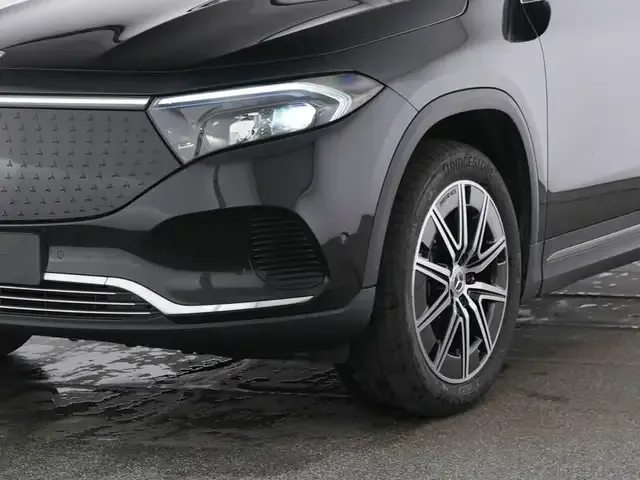 Mercedes-Benz EQA 300