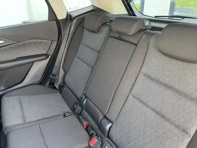BMW 216