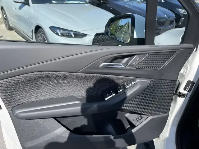 BMW 216