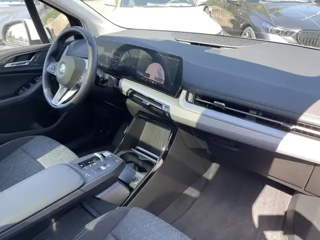 BMW 216