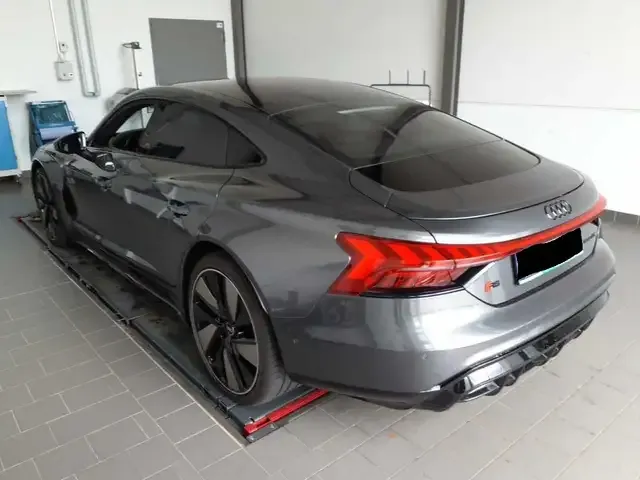 Audi RS e-tron GT