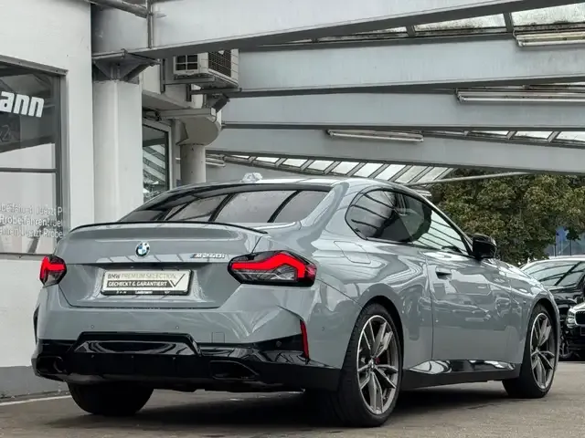 BMW 240