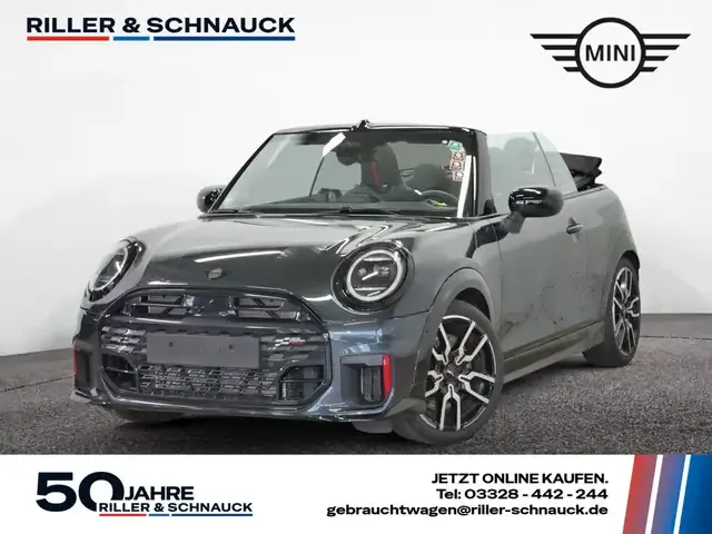 MINI John Cooper Works Cabrio